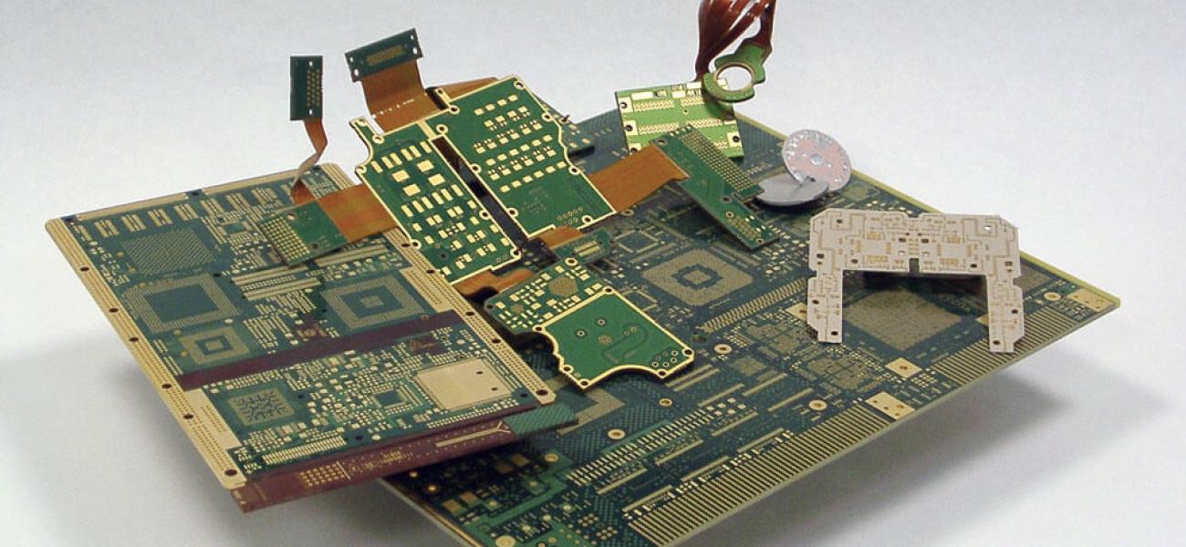 Tecnologia “capped vias” per PCB HDI