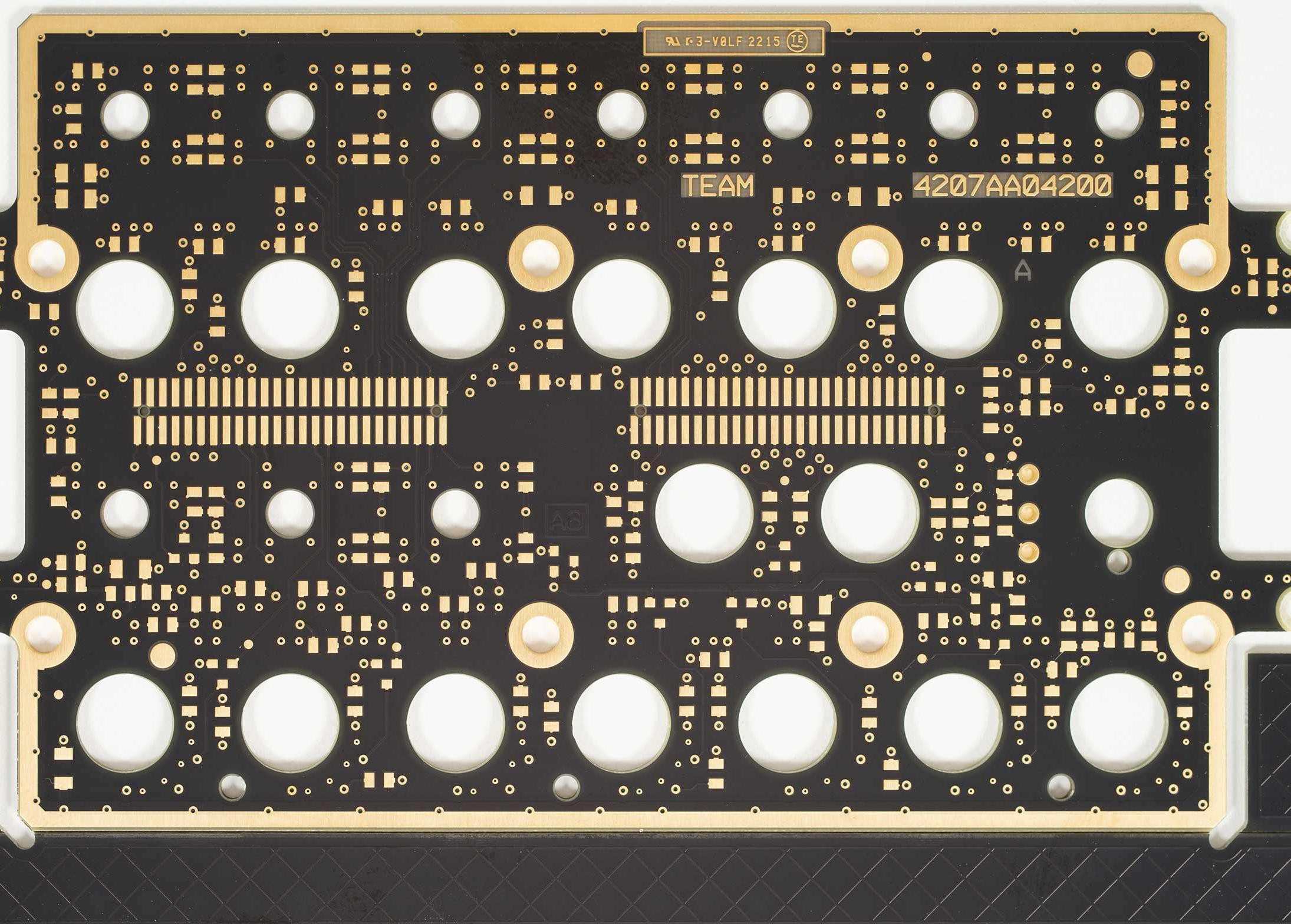 Solder mask, pelabile e EMI shielding